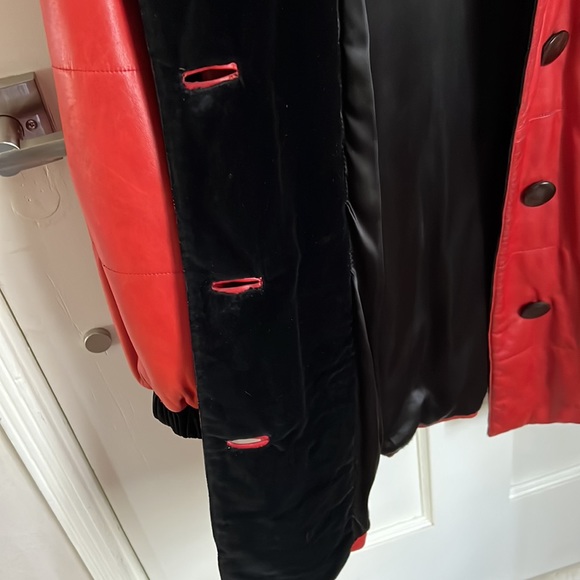 Yves Saint Laurent Rive Gauche Red Leather quilted jacket. velvet cuffs Large. - Picture 6 of 7